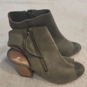 Diba Green Ankle Booties with Peep Toe and Side Zipper